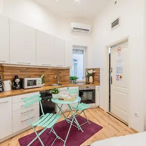 Real Anker Ii Budapest